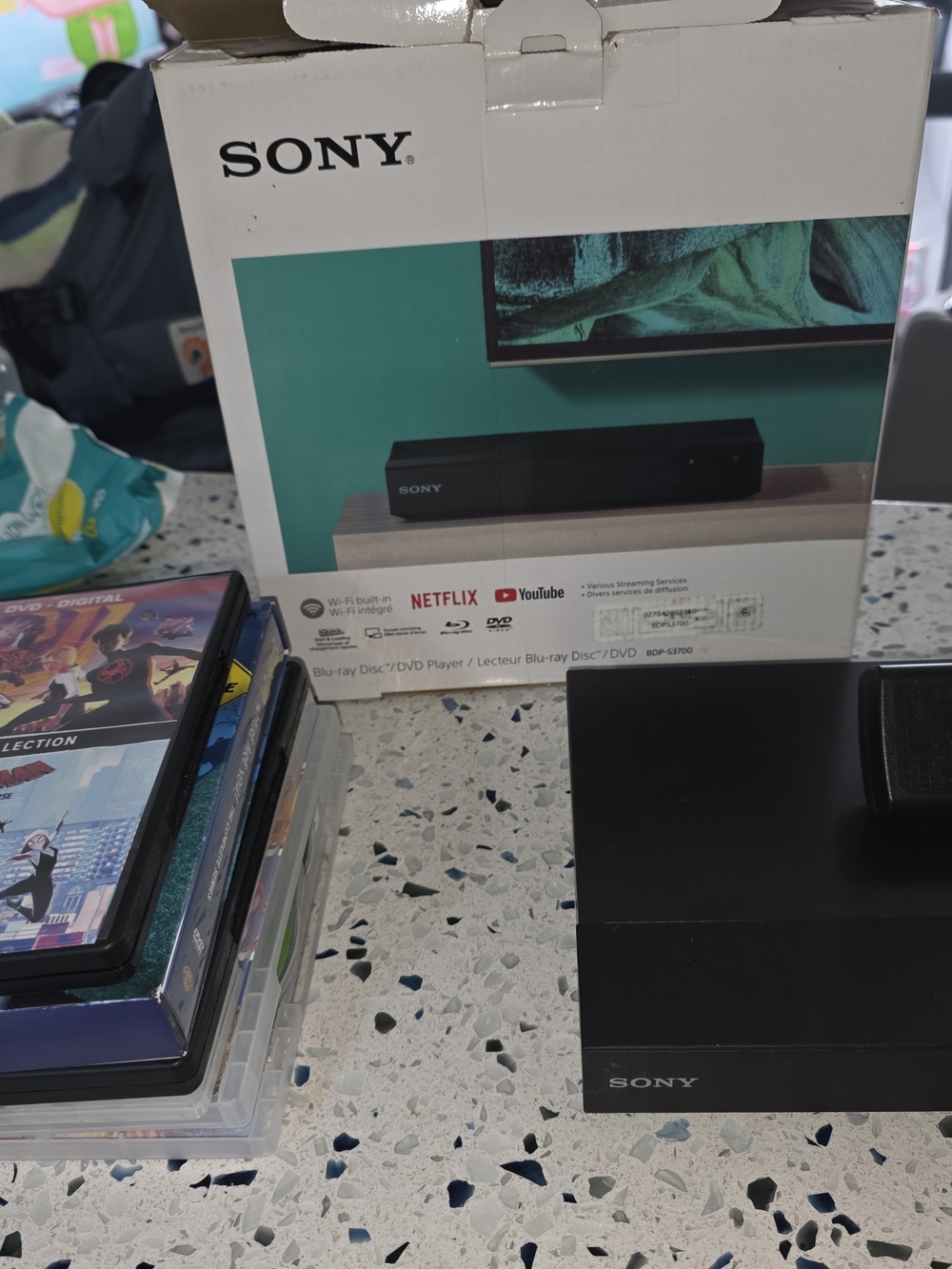 Sony Black Blu-ray/DVD Player with Media Collection